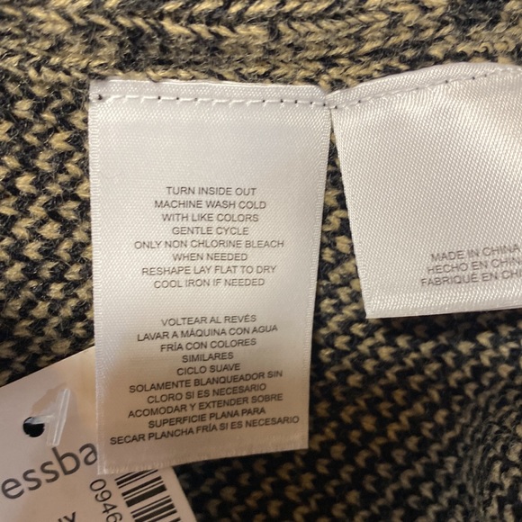 Gorgeous Hooded PONCHO! 🔥HOT ITEM🔥 KASPER Spacious L /XL Womens NEW! 🍁🎄 - Picture 9 of 17